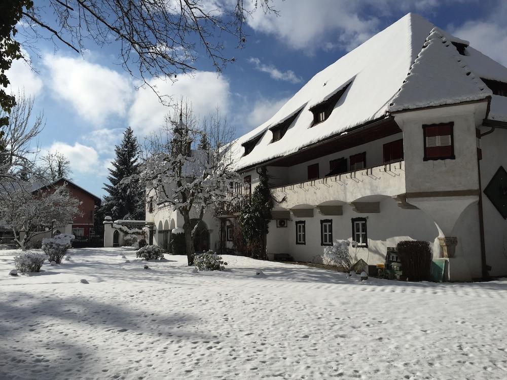 Hotel Schloss Leonstain Pörtschach am Wörthersee Exteriör bild